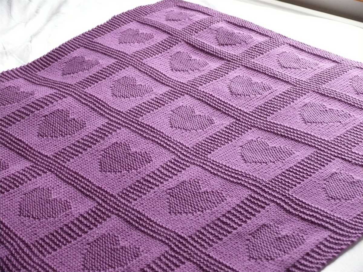 Free pattern for knitted heart blanket