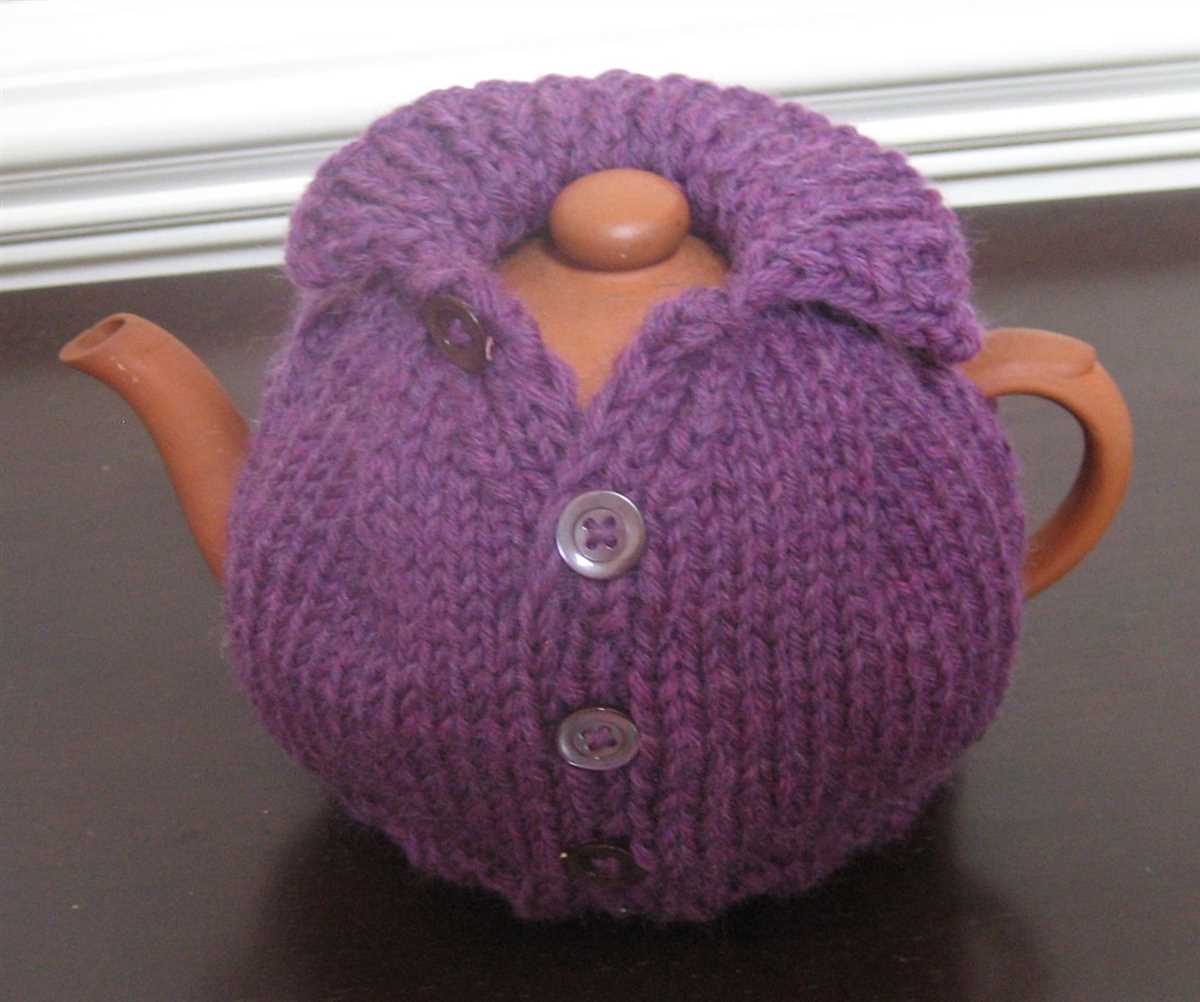 Free tea cosy knitting pattern