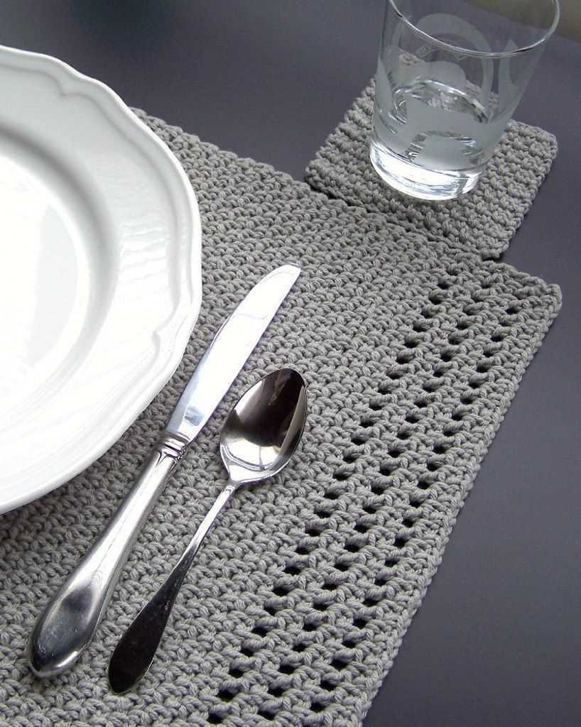 Knitted placemat pattern