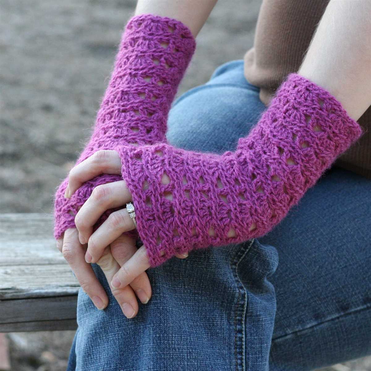 Knit wrist warmers free pattern