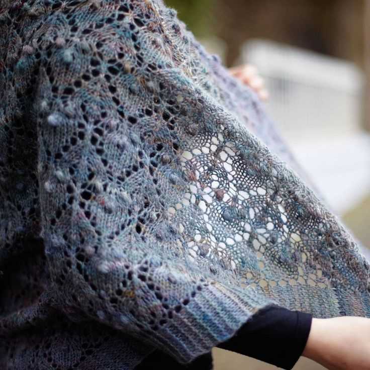 Lace shawl knit pattern