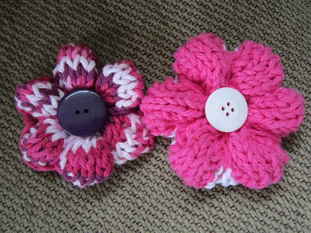 Ravelry free knitted flower patterns