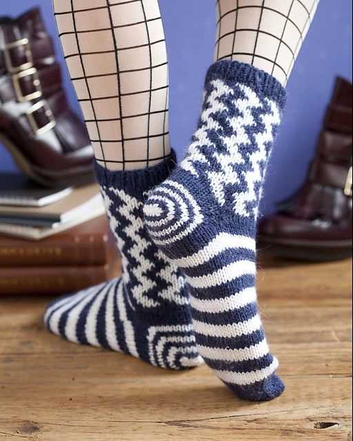 Knitting patterns for socks