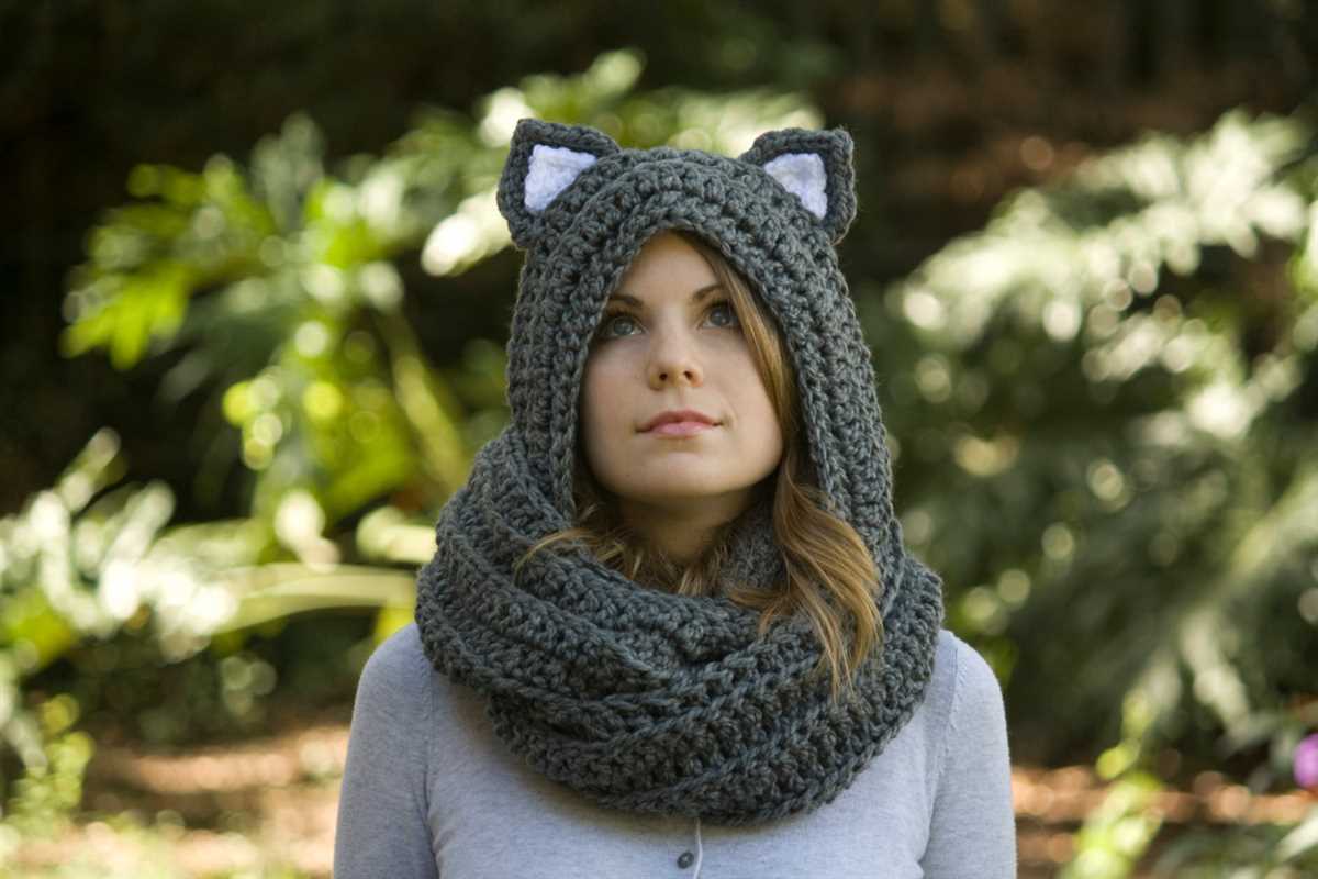 Knitting pattern infinity scarf hood