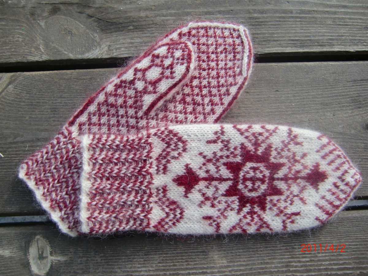 Knitting patterns mittens adults