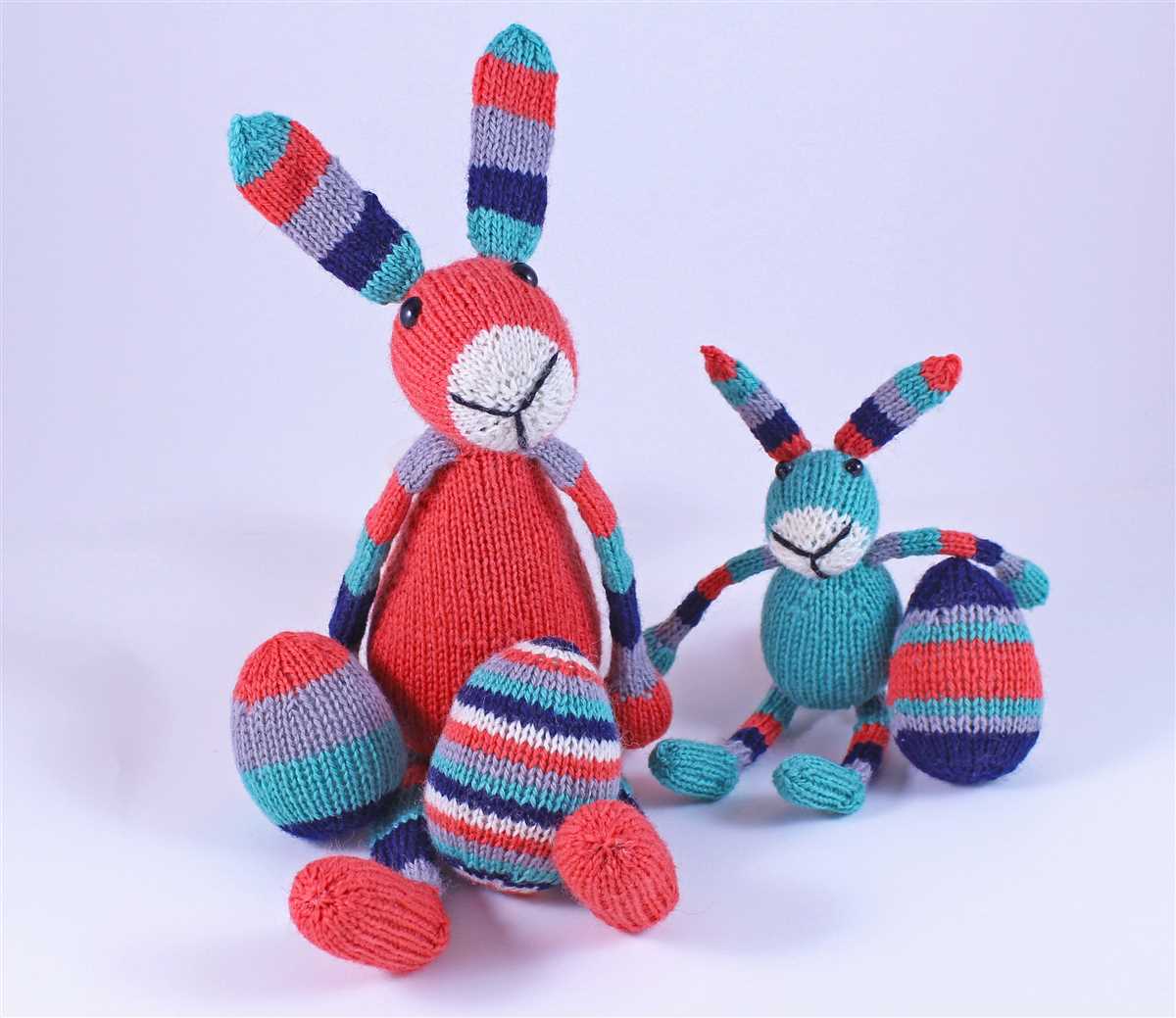 Easter bunny creme egg knitting pattern