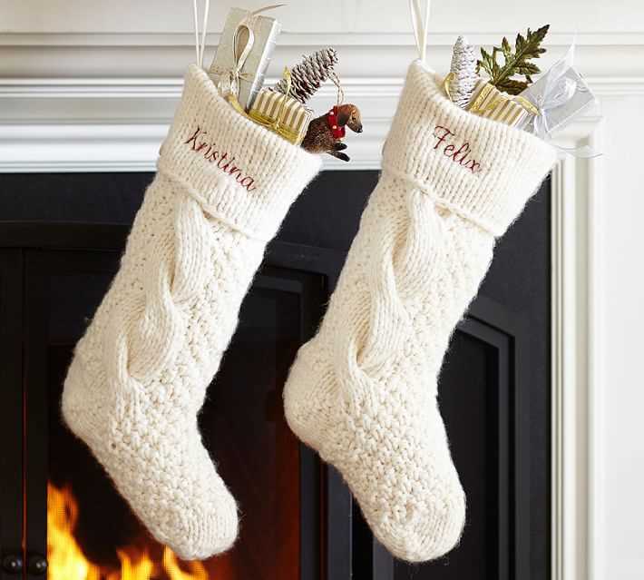 Chunky cable knit christmas stocking pattern