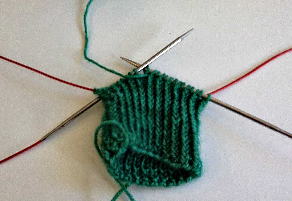 Size 13 knitting needles hat pattern