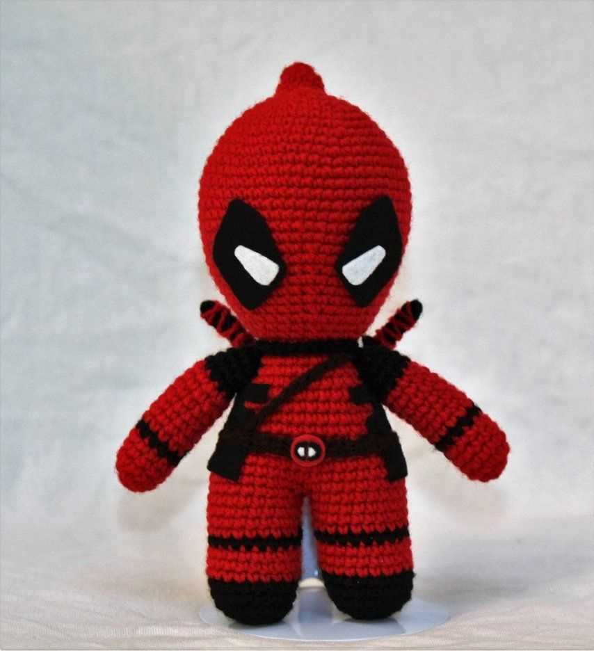 Deadpool knit hat pattern