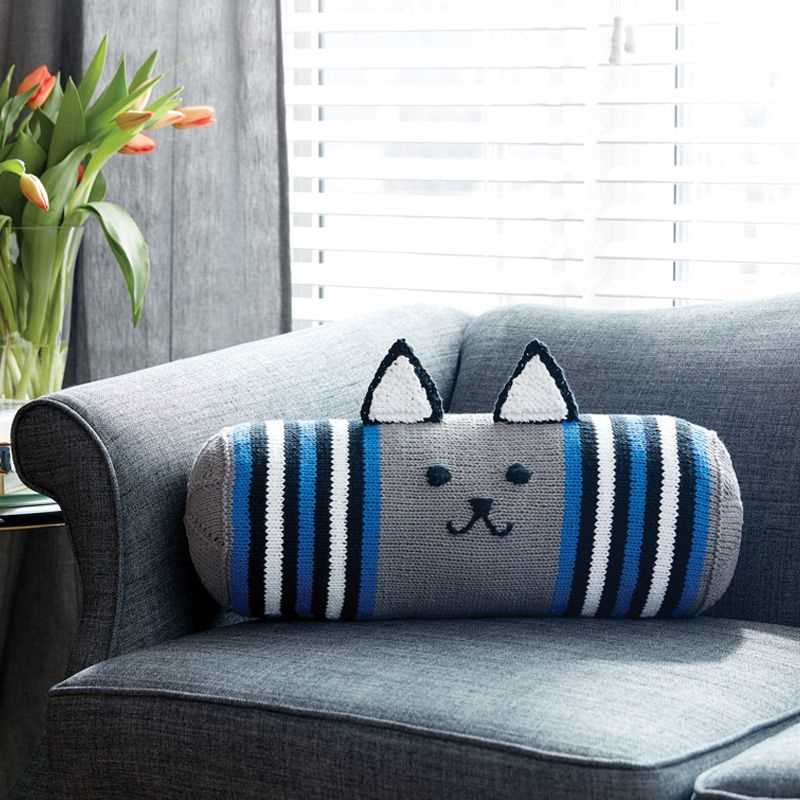 Kitty couch knitting pattern