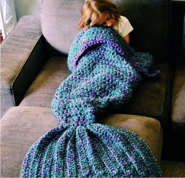 Knitted fishtail pattern