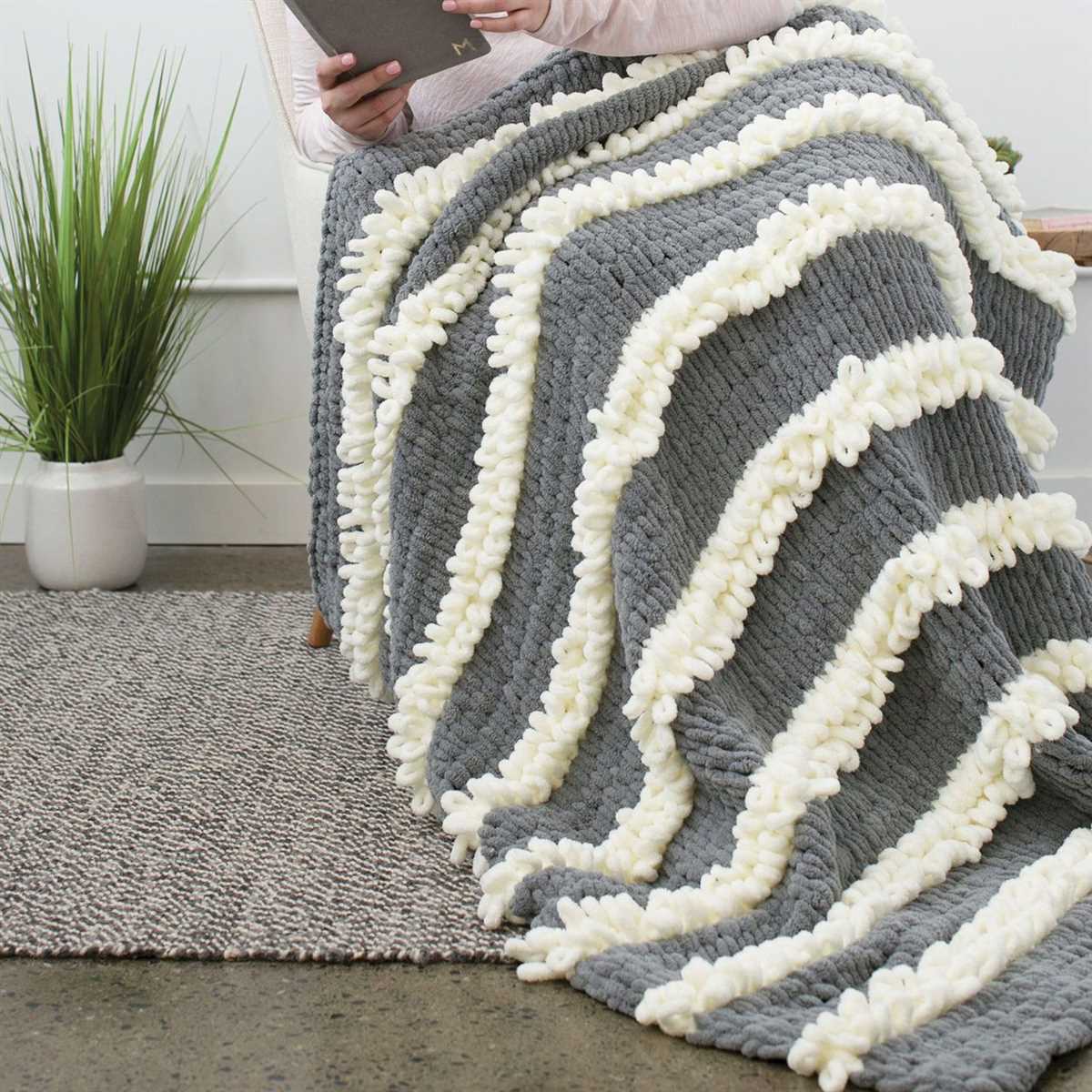 Bernat blanket stripes knitting pattern