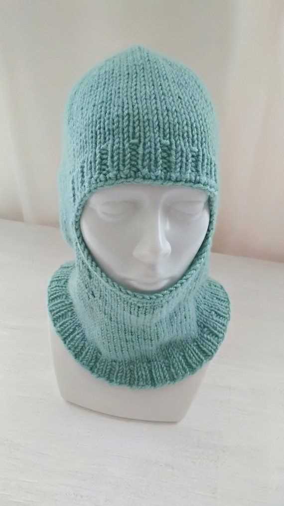 Hand knit balaclava pattern
