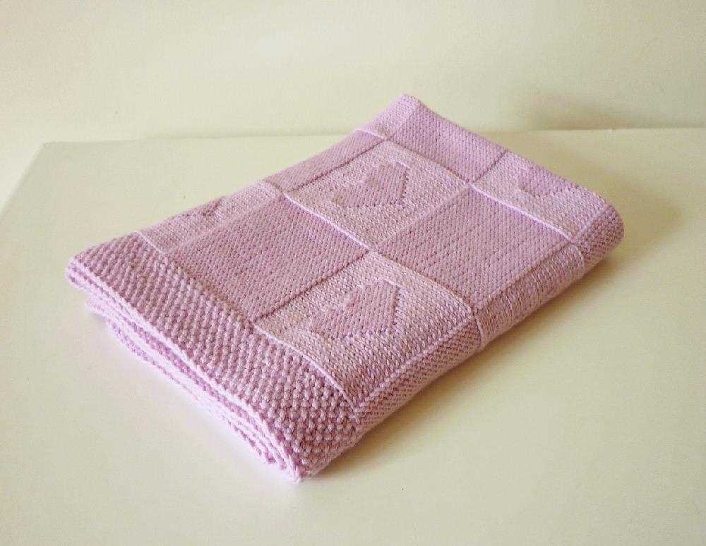 Free pattern for knitted heart blanket