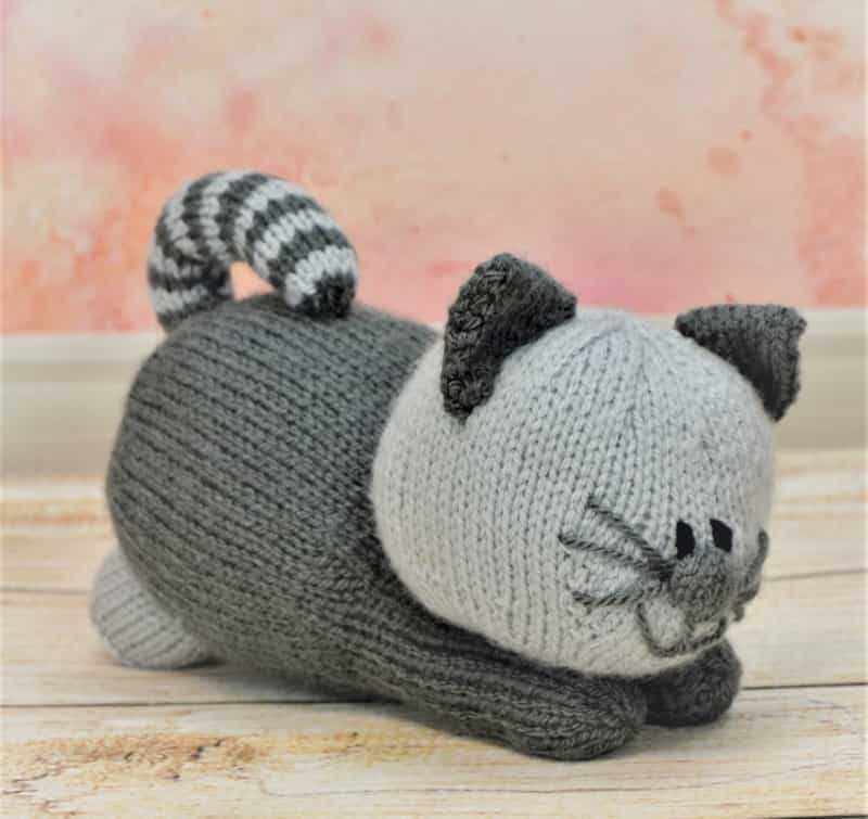 Cat knitting patterns uk