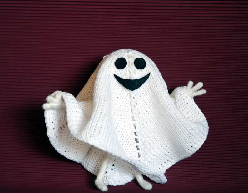 Halloween ghost knitting pattern