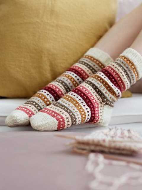 Hand knit socks pattern