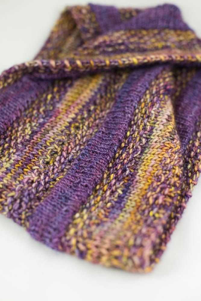 Hand knit cowl patterns