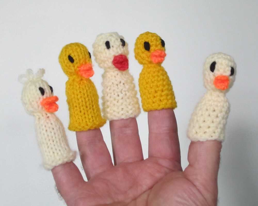 Hand knitted toys patterns free