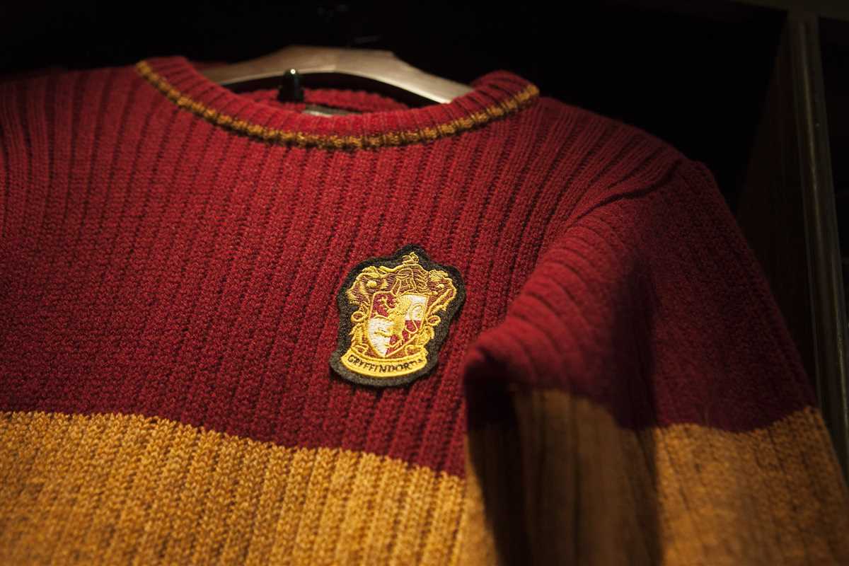 Harry potter quidditch jumper knitting pattern