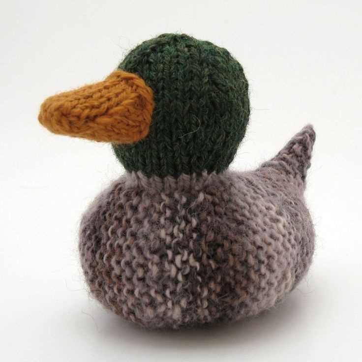 Knit duck pattern