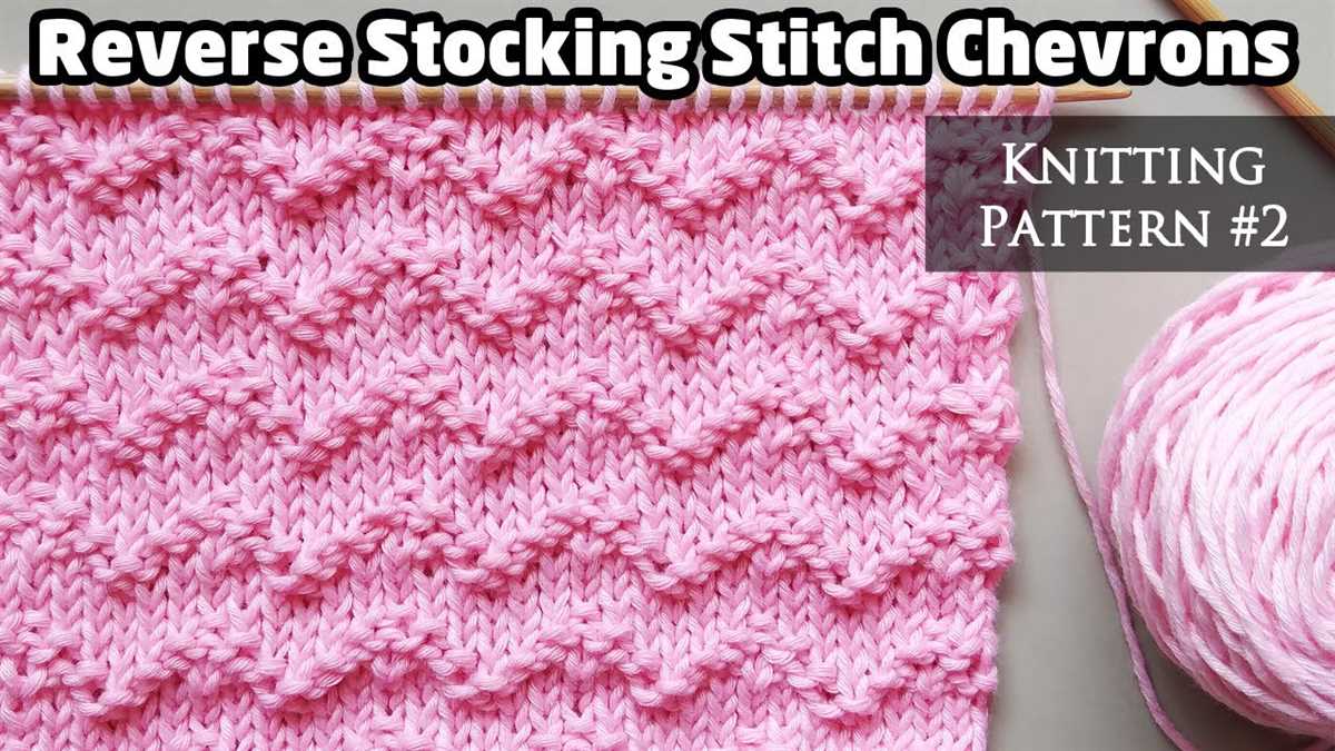 Two color chevron knitting pattern