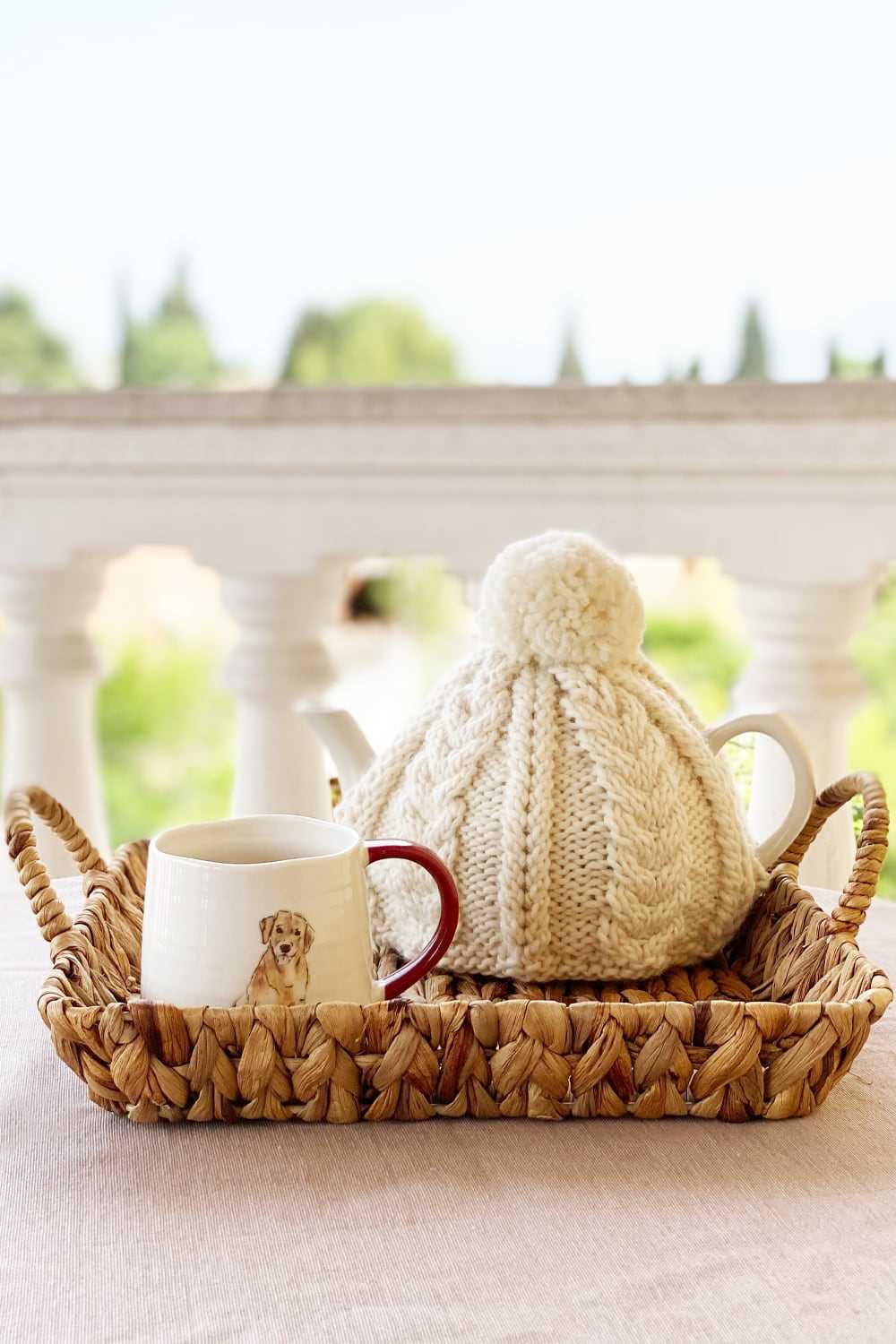 Knitted tea cosy pattern