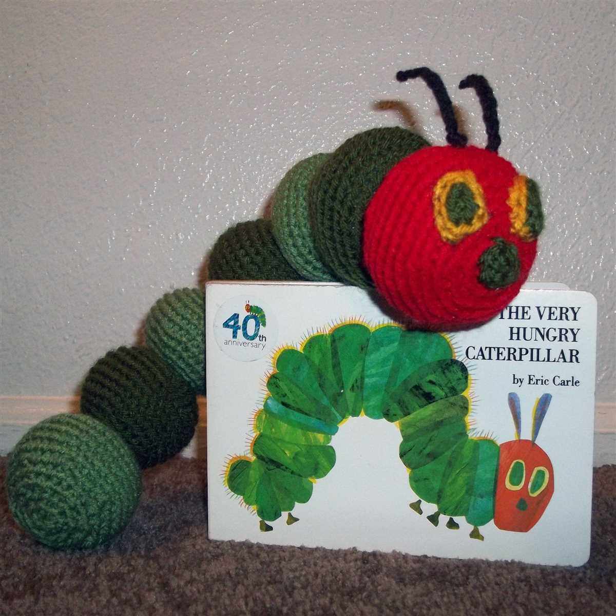 Free knitting pattern for the very hungry caterpillar