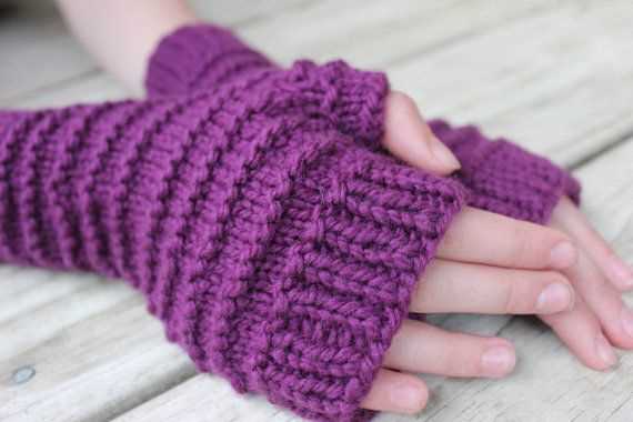 Knitting patterns for wrist warmers