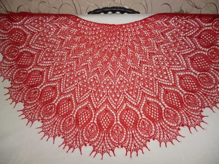 Icelandic lace shawl knitting pattern