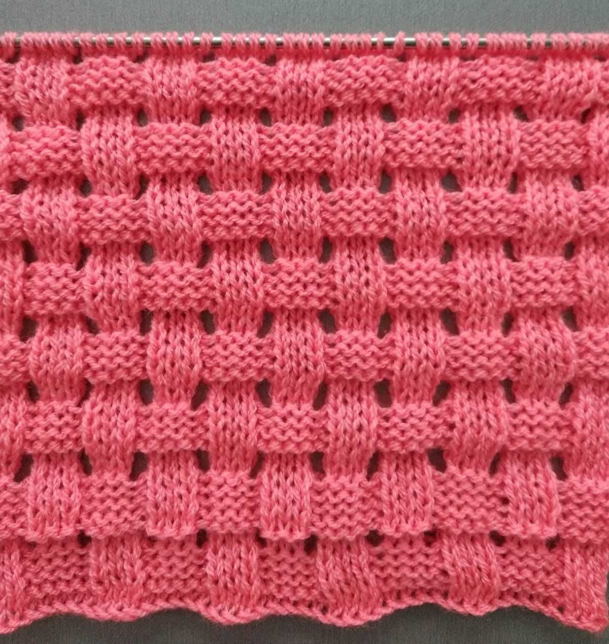 Parallelogram knitting pattern