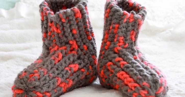 Free cable knit slipper pattern