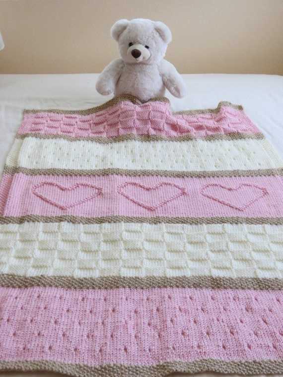 Free pattern for knitted heart blanket