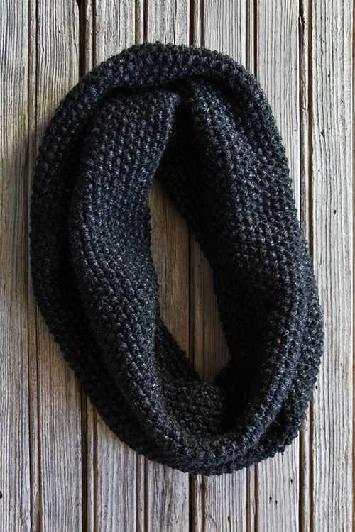 Infinity scarf knitting pattern seed stitch