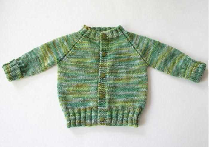 Basic raglan sweater knitting pattern