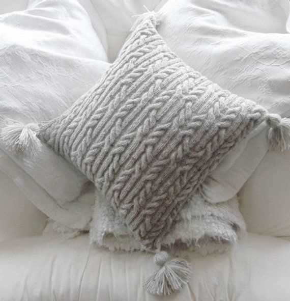 Free aran cushion knitting patterns uk