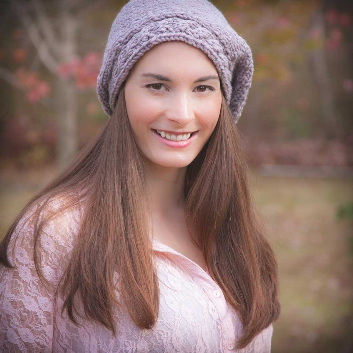 Cable beret knitting pattern