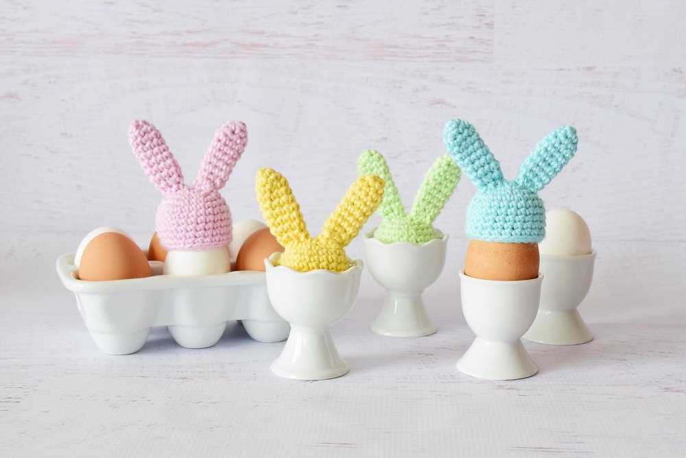 Free knitting pattern for easter bunny creme egg cover