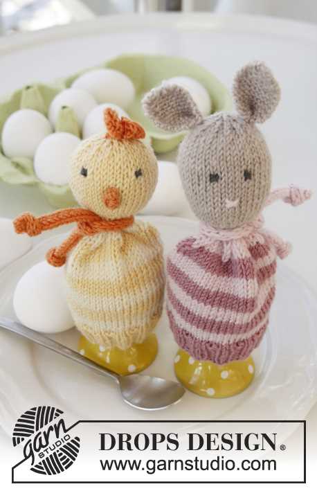 Free knitted bunny egg cosy pattern