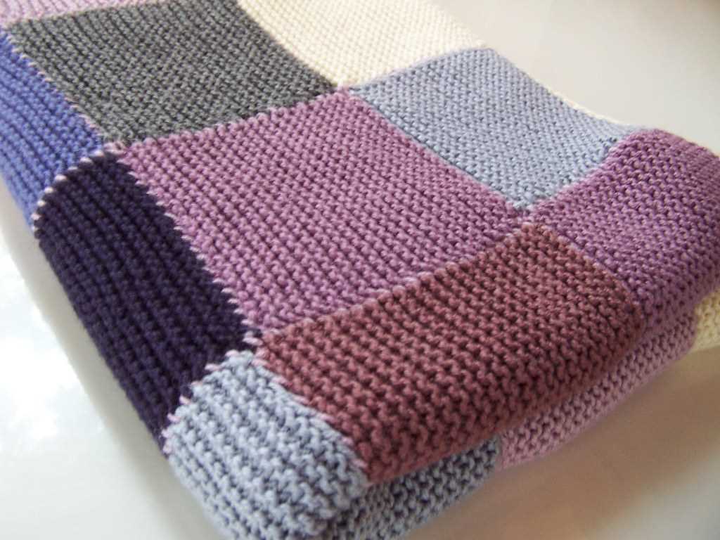 Magic squares knitted blanket pattern