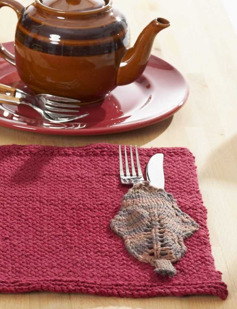 Knitted placemat pattern