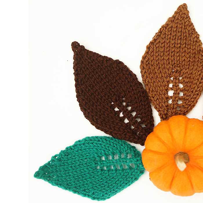 Knitted leaf pattern free