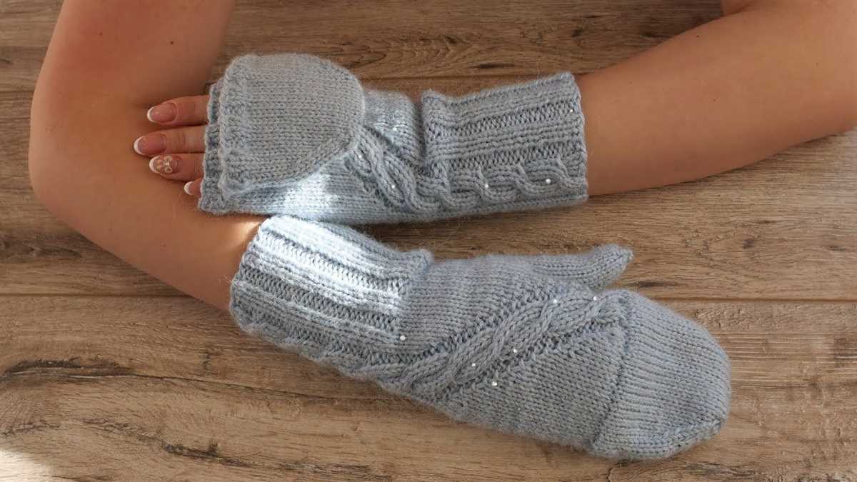 Flap mittens knitting pattern