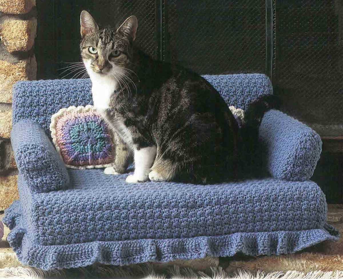 Kitty couch knitting pattern