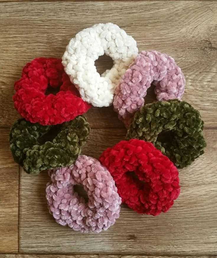 Hair scrunchie knitting pattern