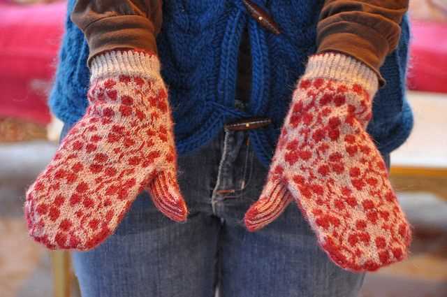 Free knitting pattern for womens mittens