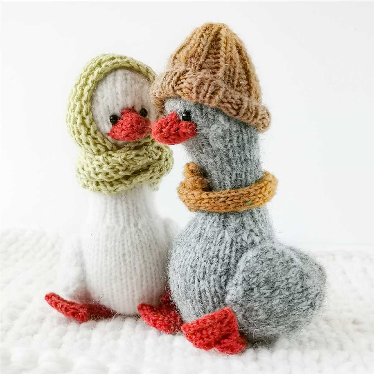 Knit duck pattern