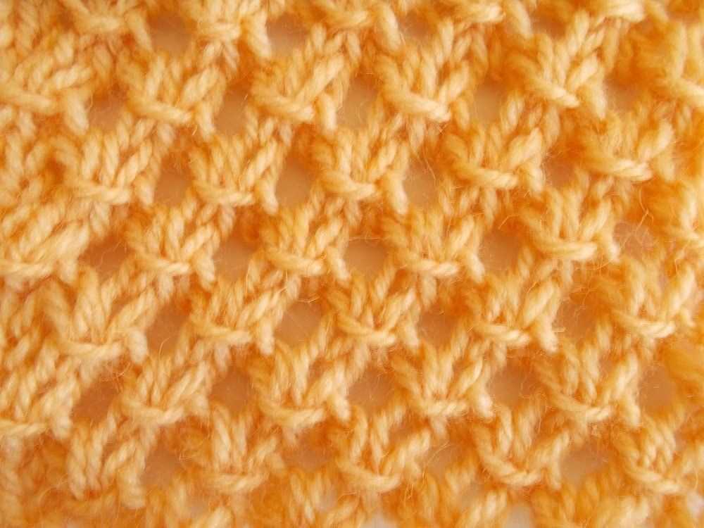 Knit fishnet pattern