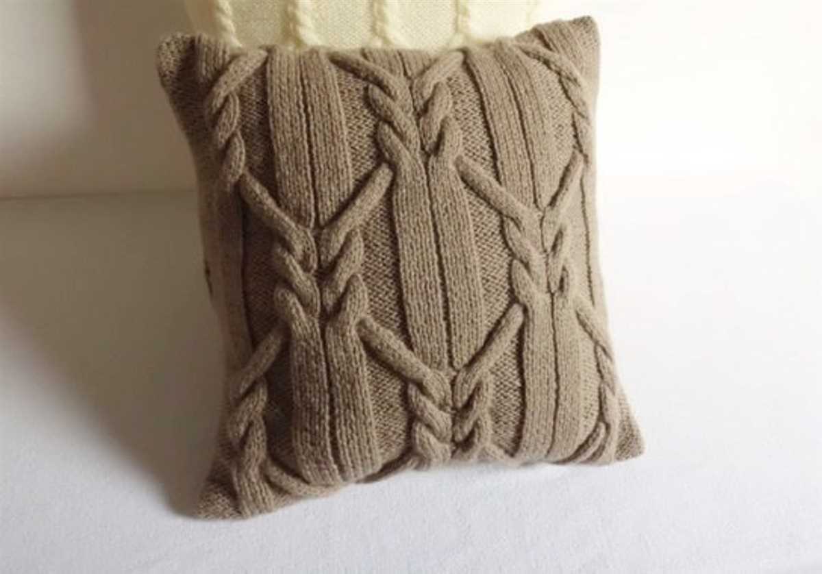 Knit throw pillow pattern