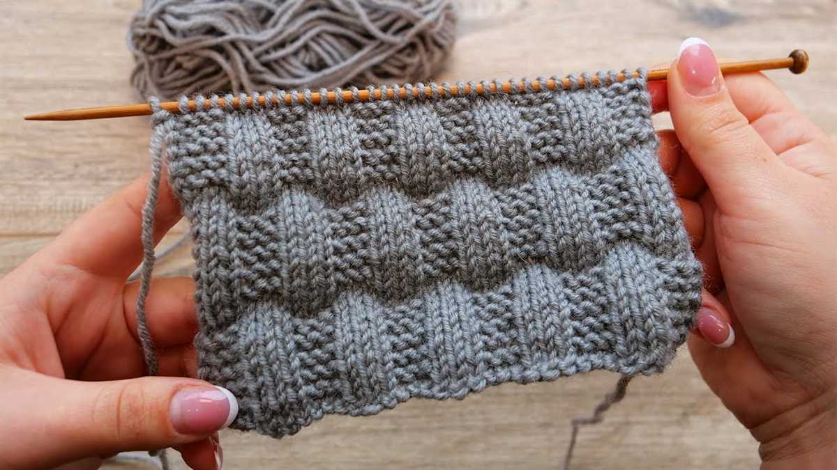 Knit and purl pattern